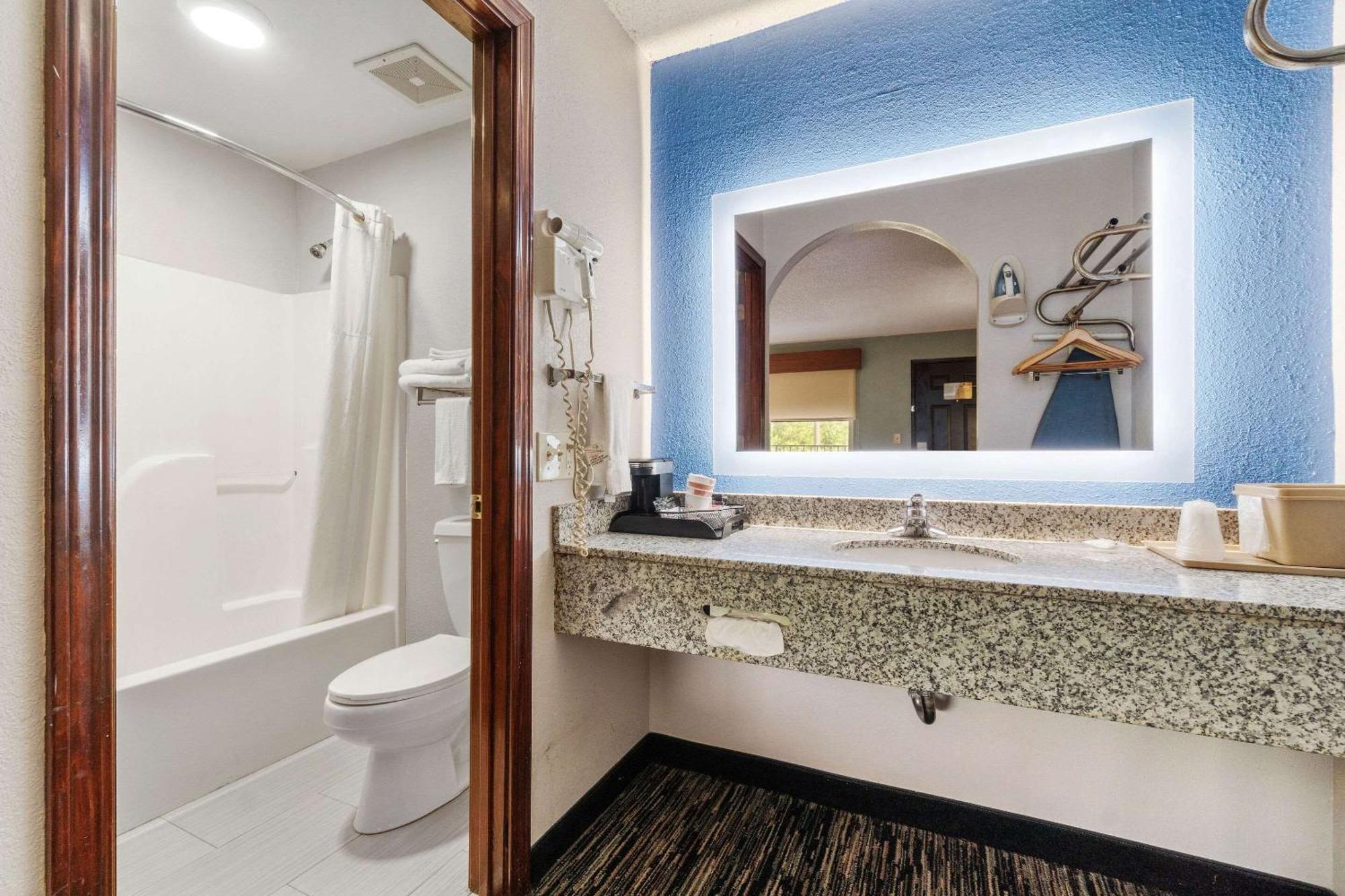 Quality Inn Adairsville-Calhoun South Buitenkant foto
